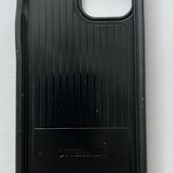 OtterBox iPhone 12 Max Slim Case - black. - Picture 7 of 10